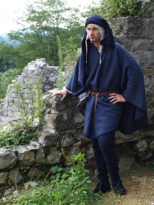 hi_abiti_mantellajo_01