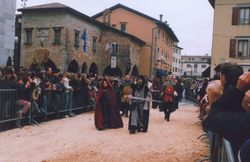 Palio di San Donato, festa in tre piazze.